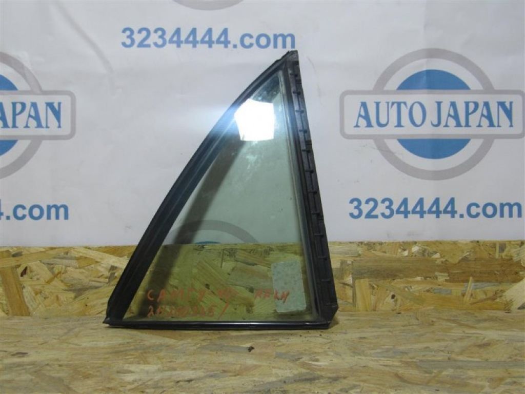 68124-33060 | Скло дверей глухе задн. лів. TOYOTA CAMRY 40 06-11
