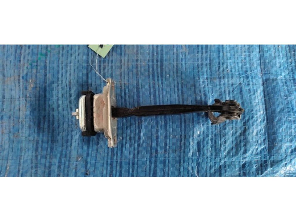 72840-TX6-A01 | Обмежувач дверей задн. прав. ACURA ILX 12-16