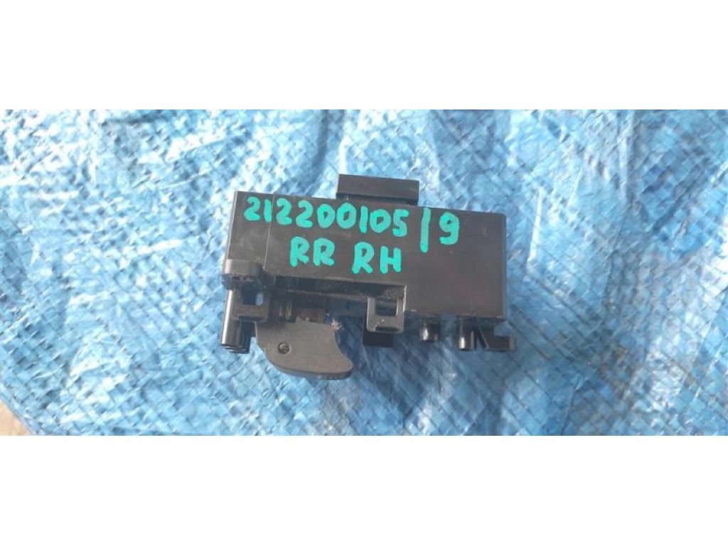 35770-TZ3-A01 | Кнопка склопідіймача задн. прав. ACURA TLX 14-17 - Фото 2