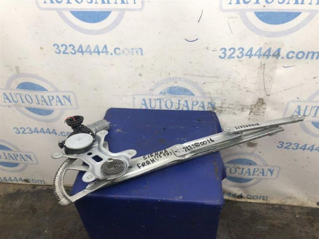 69801-AE010 | Склопідйомник передн. прав. TOYOTA SIENNA 03-10