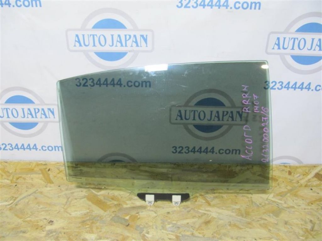 73400-T2F-A00 | Скло дверей задн. прав. HONDA ACCORD CR 13-18