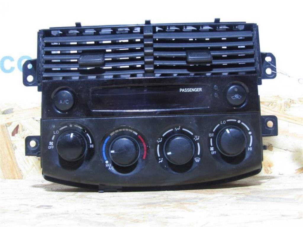 84010-08130 | Блок управления печкой TOYOTA SIENNA 03-10