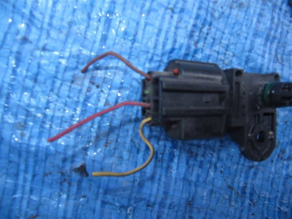 L301-18-211B | Датчик абсолютного тиску (MAP sensor) MAZDA 6 GG 02-07 - Фото 4