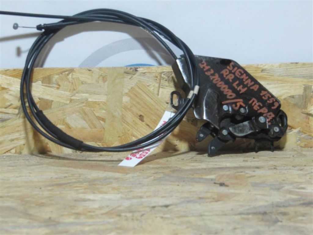 69060-08040 | Замок двери задн. лев. TOYOTA SIENNA 03-10