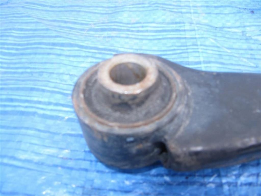 55100-4Z000 | Важіль задньої підвіски поперечний верхній прав. HYUNDAI SANTA FE (DM) 12-18 - Фото 4