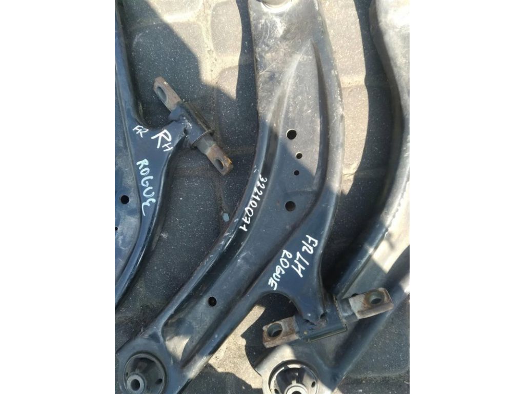 54501-4CA0A | Важіль передньої підвіски нижній лів. NISSAN X-TRAIL/ROGUE T32 13-20