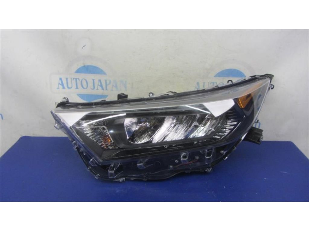 81170-42810 | Фара передн. лев. TOYOTA RAV4 18-