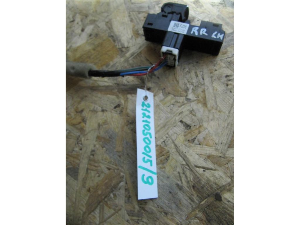 83071FJ180 | Кнопка склопідіймача задн. SUBARU CROSSTREK 12-17 - Фото 8