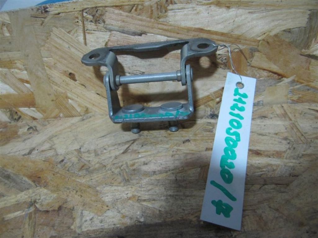 60879FJ001 | Петля крышки багажника прав. SUBARU CROSSTREK 12-17 - Фото 3