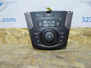 Блок керування піччю HYUNDAI SANTA FE (DM) 12-18