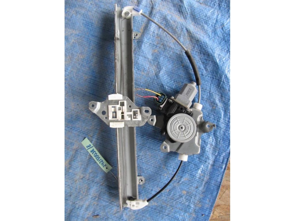 80720-1KA0A | Склопідйомник передн. прав. NISSAN JUKE 10-19