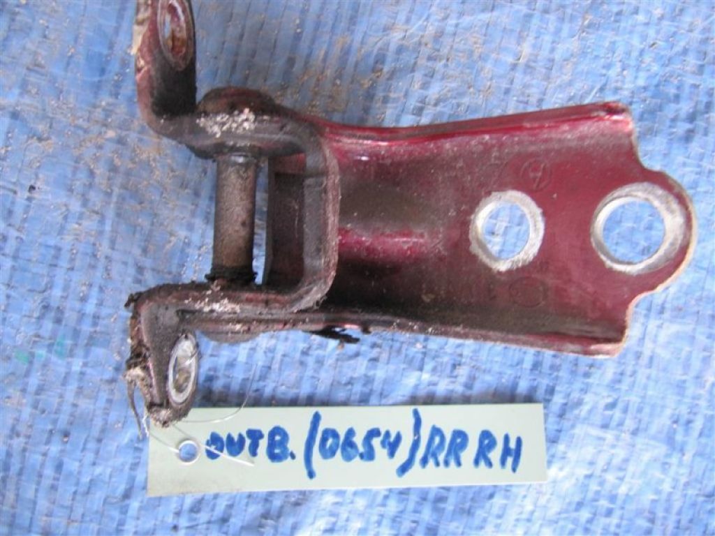 60470AG02A9P | Петля двері нижня задн. прав. SUBARU OUTBACK 09-14 BR