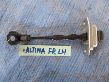 Ограничитель двери передн. лев. NISSAN ALTIMA L33 12-18