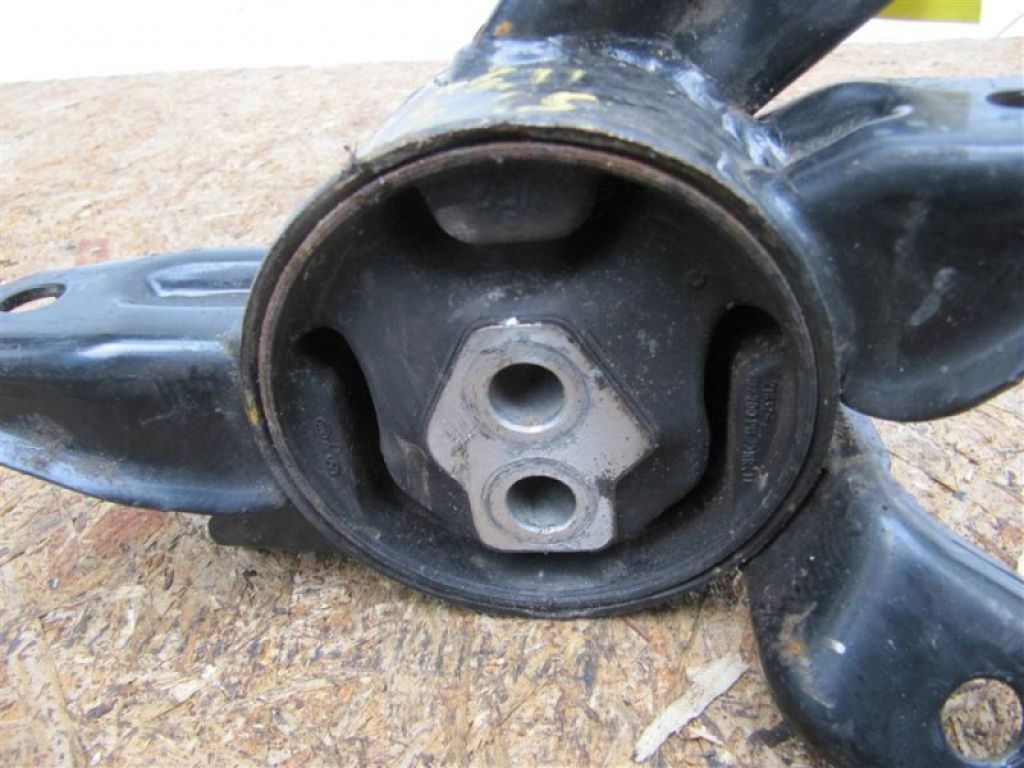 21830-3Z200 | Подушка двигателя лев. KIA SOUL PS 13-19 - Фото 3