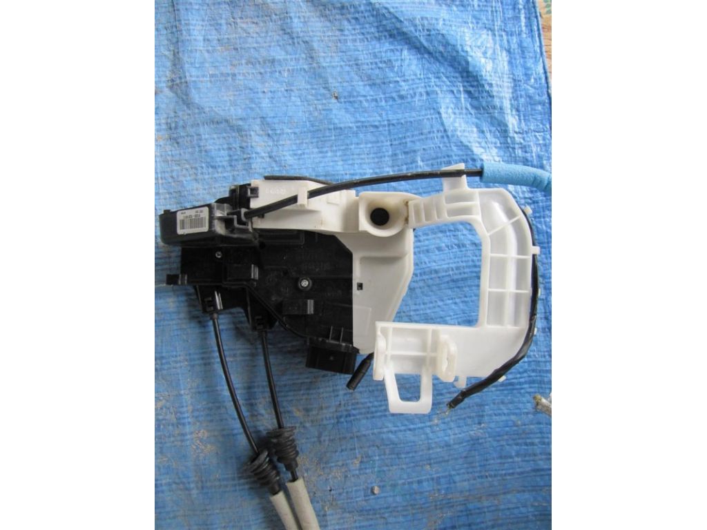 81320-B2010 | Замок двері передн. прав. KIA SOUL PS 13-19 - Фото 2