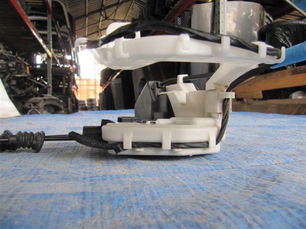 81320-B2010 | Замок двері передн. прав. KIA SOUL PS 13-19 - Фото 6