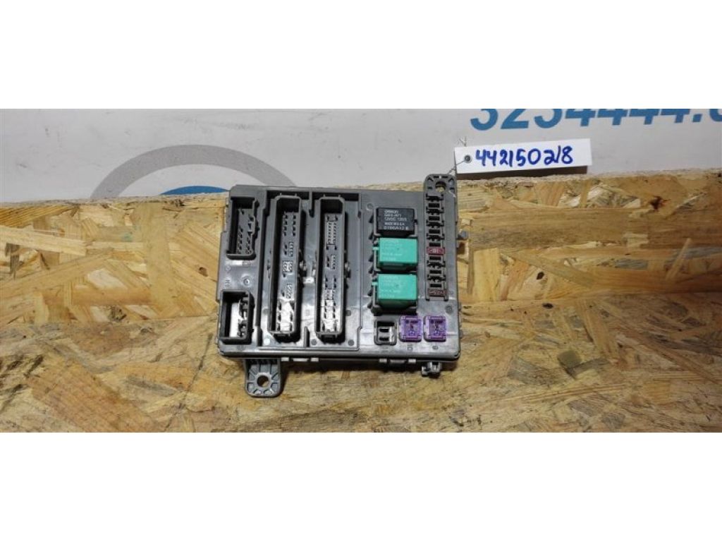 38220-STX-A01 | Блок запобіжників салон ACURA MDX (YD2) 06-13