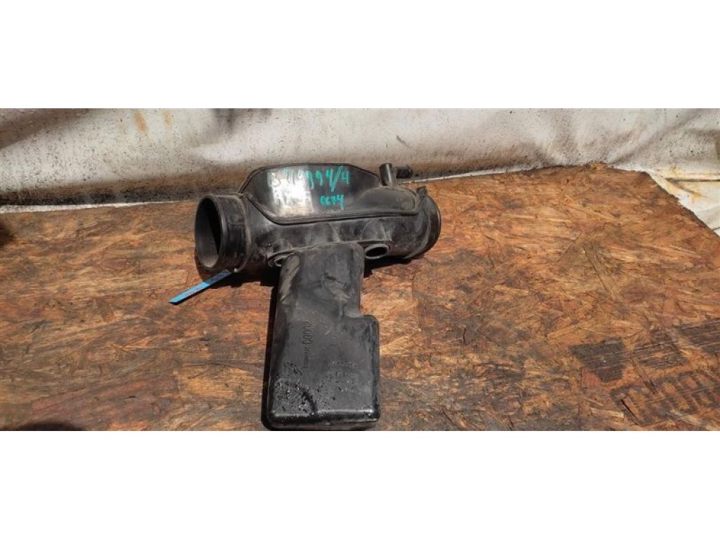 16576-CG000 | патрубок повітряного фільтра INFINITI FX S50 03-08