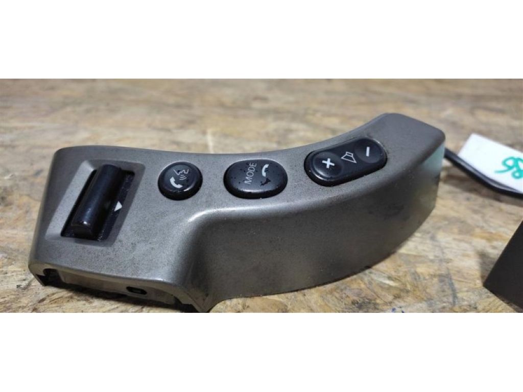 25550-ZT50A | Кнопки на руль NISSAN SENTRA (B16) 06–12 - Фото 3