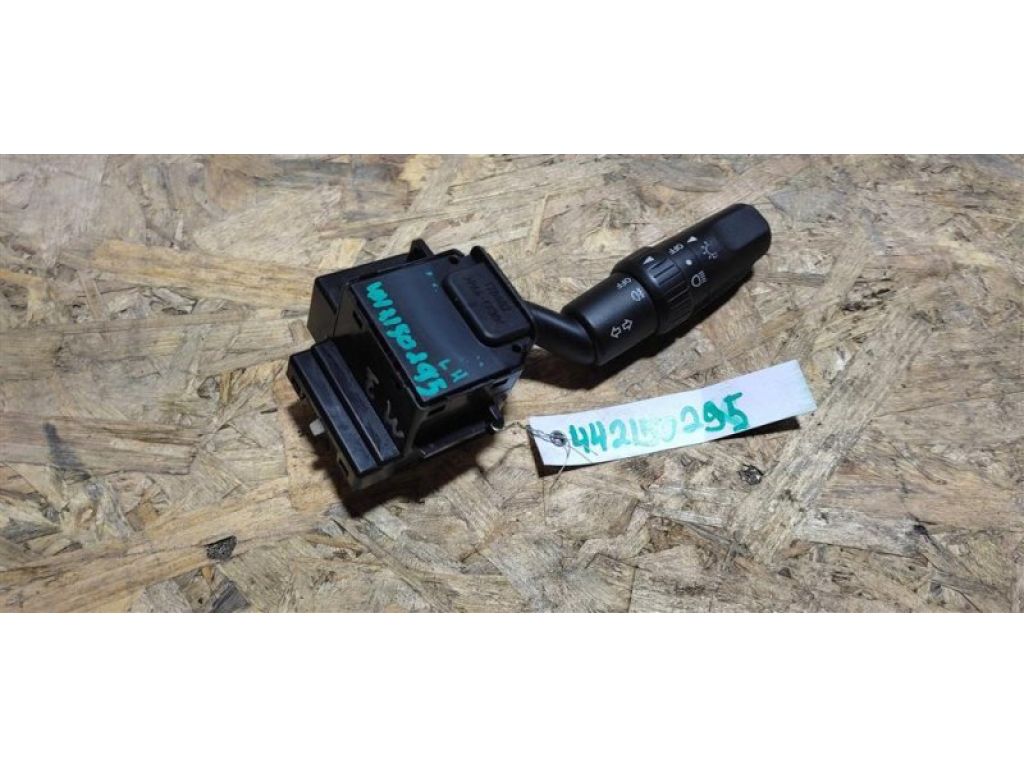 BP8M-66-122 | Подрулевой переключатель лев. MAZDA 3 BK 03-08