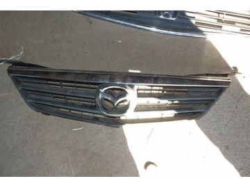 Решітка радіатора MAZDA 626 GF 97-02