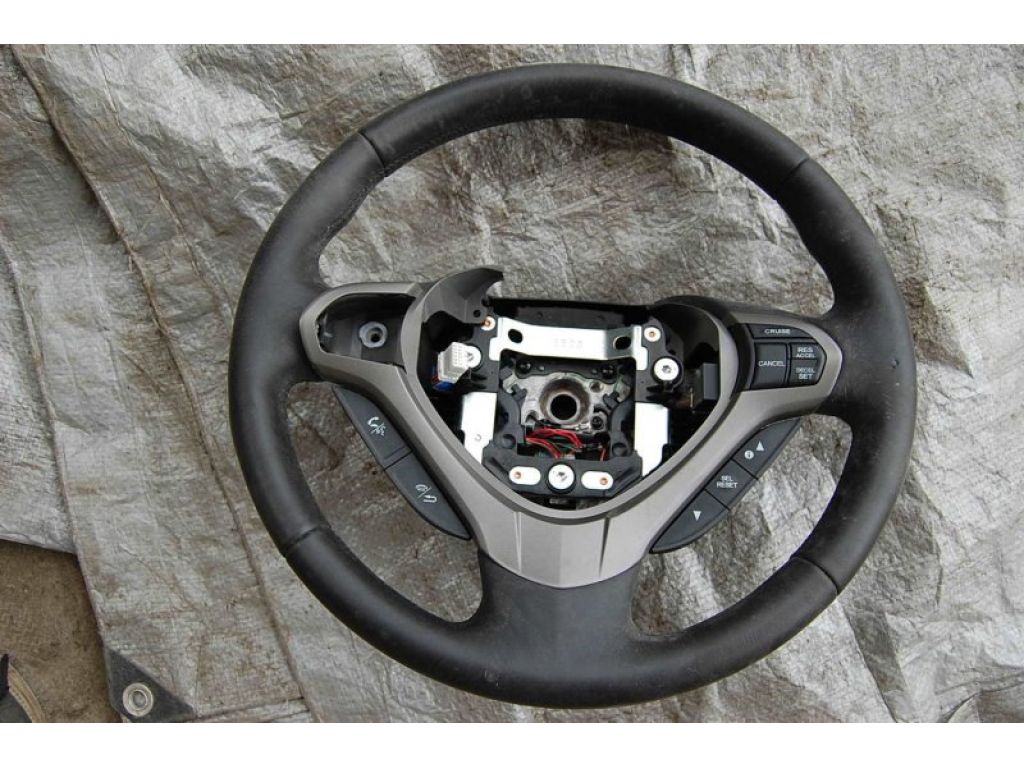Кермо HONDA ACCORD CU8 08-13