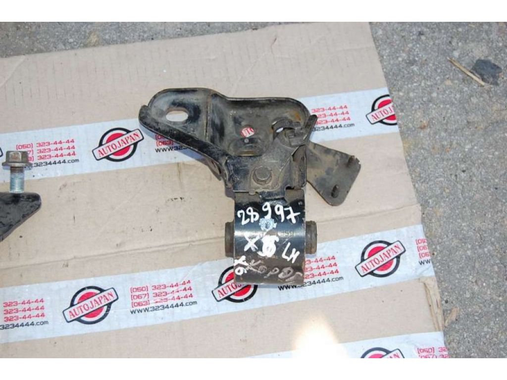 GA26-39-070C | Подушка двигателя лев. MAZDA XEDOS 6 X6 (CA) 92-98
