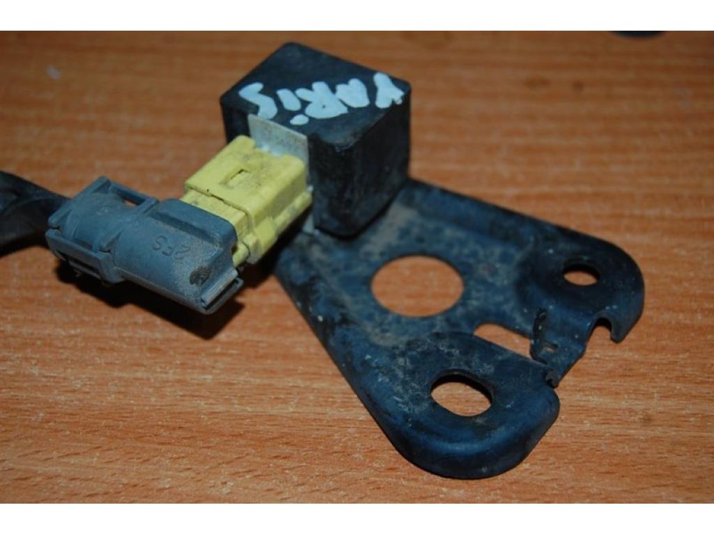 89173-52010 | Датчик удара TOYOTA YARIS 00-05 - Фото 2