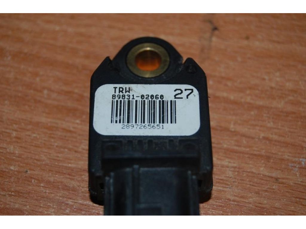 89831-02060 | Датчик удара TOYOTA COROLLA 150 06-13 - Фото 2