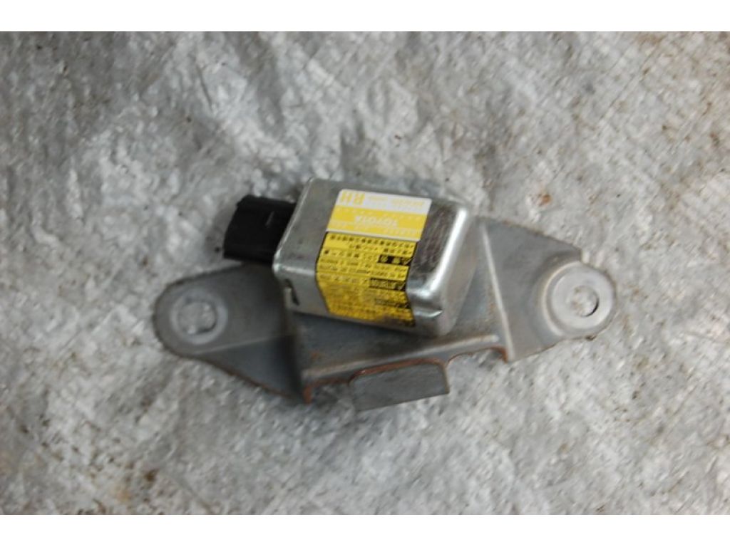 89860-60020 | Датчик удара прав. LEXUS GX470 02-09