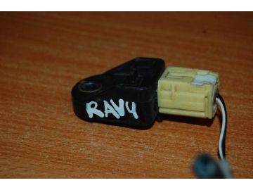 Датчик удару TOYOTA RAV4 05-12