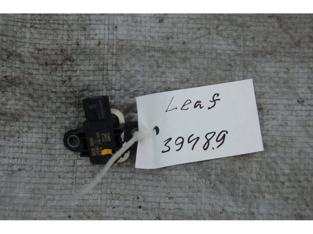 98836-1MA0A | Датчик удара NISSAN LEAF 10-17 - Фото 2