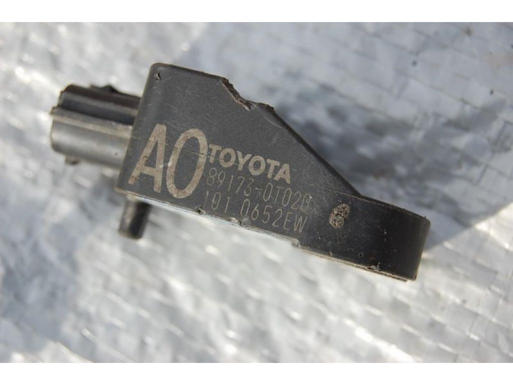 89173-0T020 | Датчик удару TOYOTA VENZA 09-16 - Фото 3
