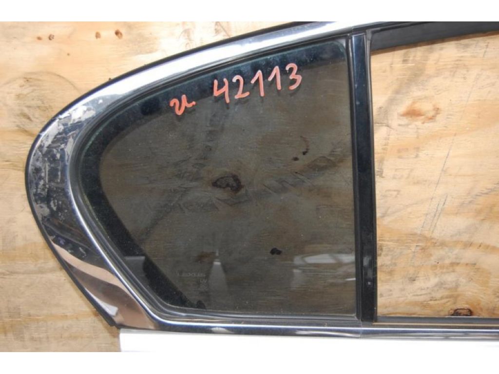68123-30611 | Стекло двери глухое задн. прав. LEXUS GS350 GS300 05-11