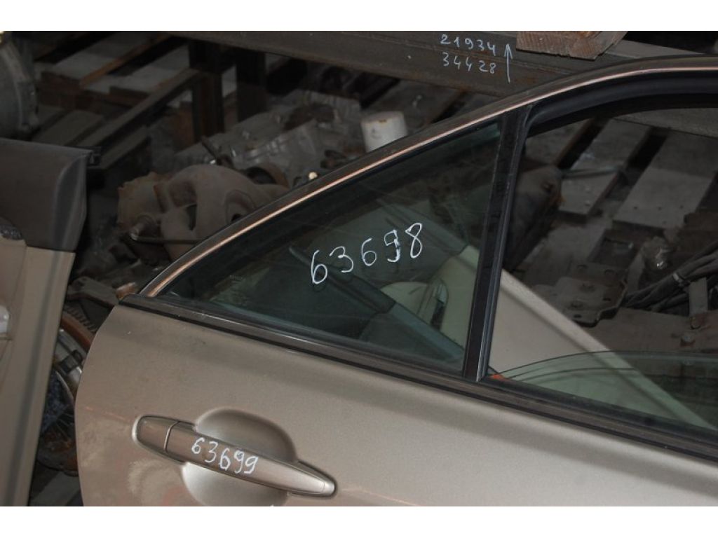 68123-33060 | Скло дверей глухе задн. прав. TOYOTA CAMRY 40 06-11