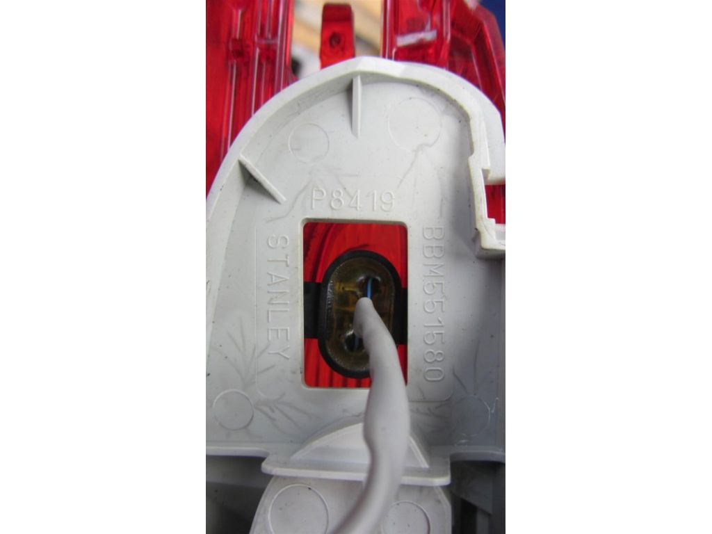 BBM4-51-580F | Стоп сигнал MAZDA 3 BL 09-13 - Фото 4