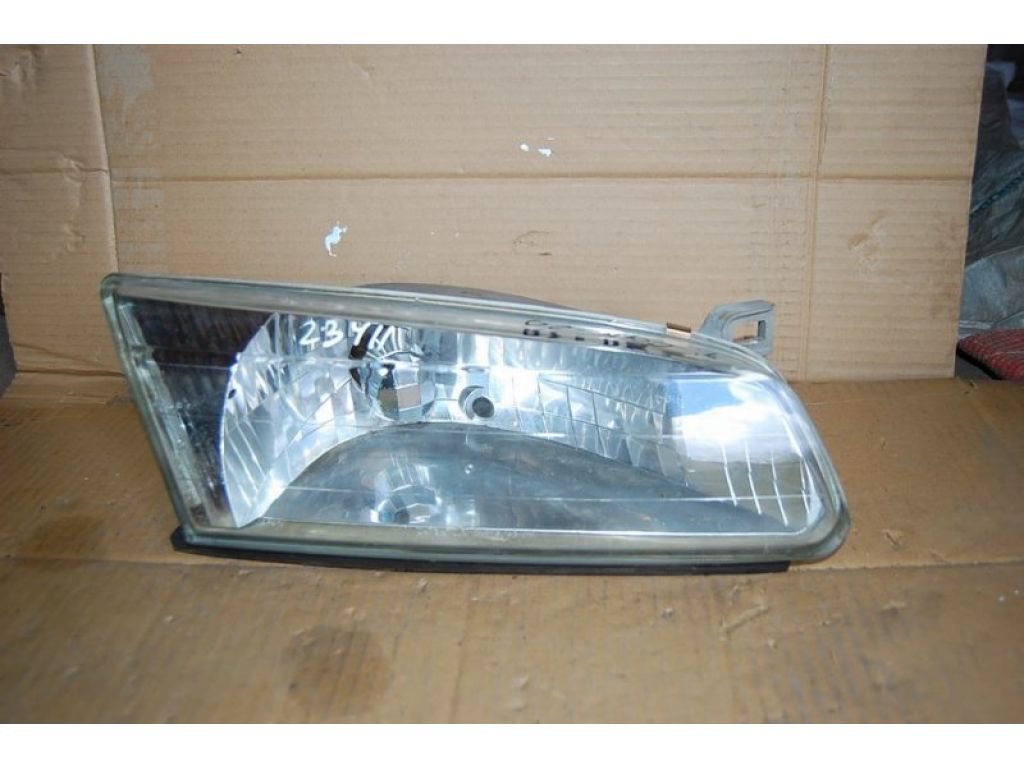 Фара передн. прав. TOYOTA CAMRY 20 96-02