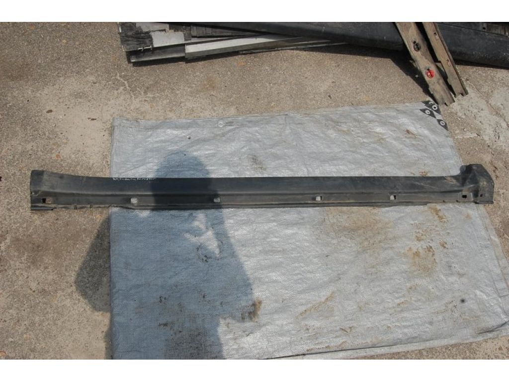 Накладка порога наружная прав. SUBARU FORESTER SG 02-07