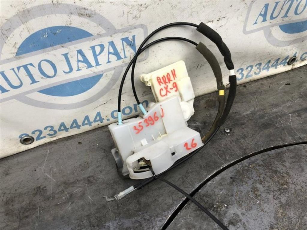 TD12-72-310D | Замок двери задн. прав. MAZDA CX-9 06-16