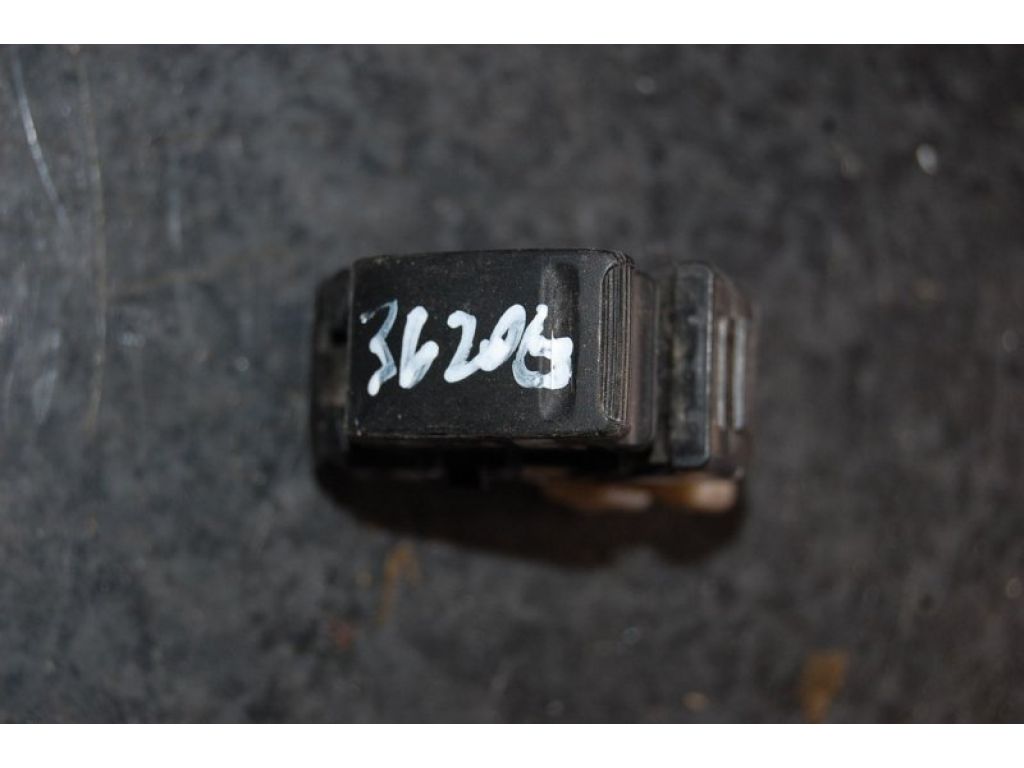 83071SA160 | Кнопка склопідіймача SUBARU FORESTER SG 02-07