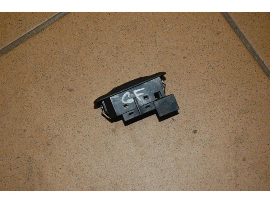 GE4T-66-380C65 | Кнопка склопідіймача MAZDA 626 GF 97-02 - Фото 2