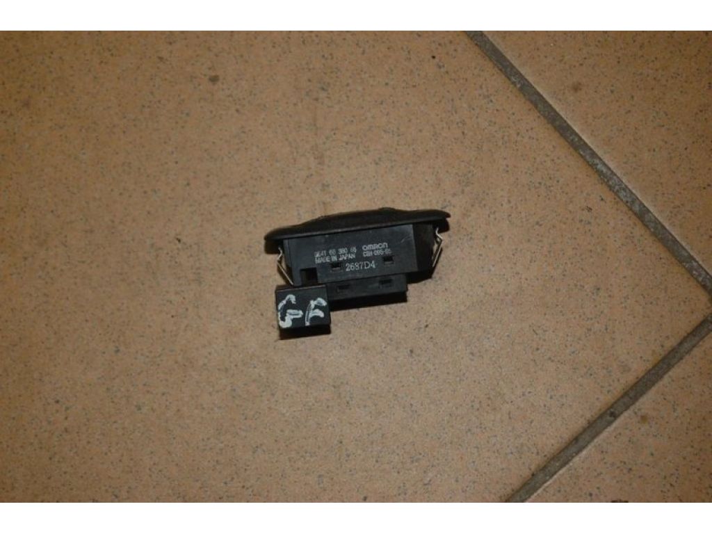 GE4T-66-380C65 | Кнопка склопідіймача MAZDA 626 GF 97-02 - Фото 2