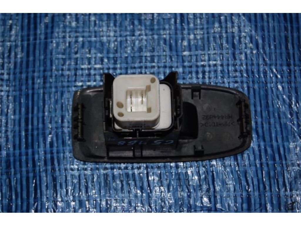 MR445659 | Кнопка стеклоподъемника MITSUBISHI PAJERO 99-06 - Фото 2