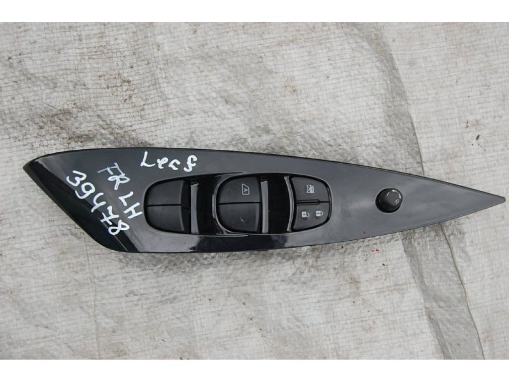 Блок управления стеклоподъемниками передн. лев. NISSAN LEAF 10-17