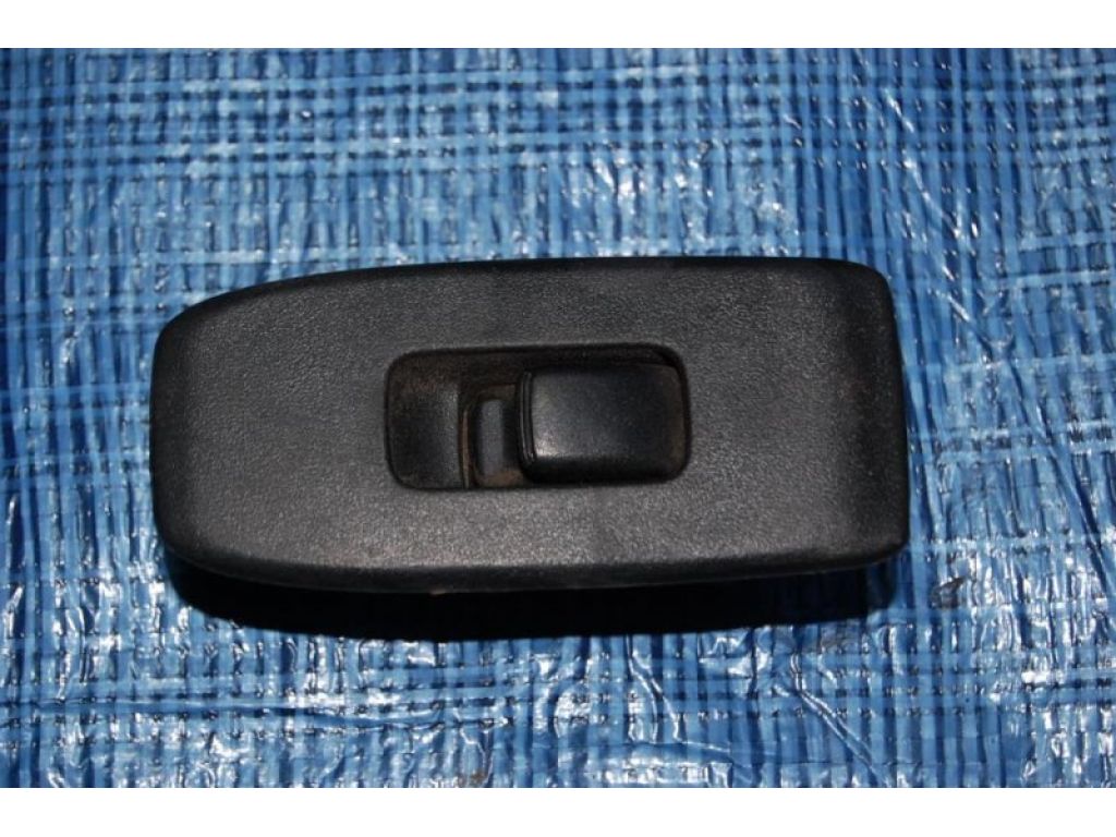 MR445659 | Кнопка стеклоподъемника MITSUBISHI PAJERO 99-06