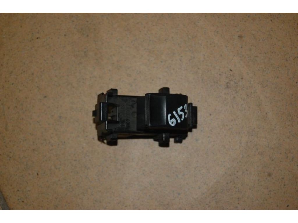 84810-52030 | Кнопка стеклоподъемника TOYOTA CAMRY 40 06-11 - Фото 2