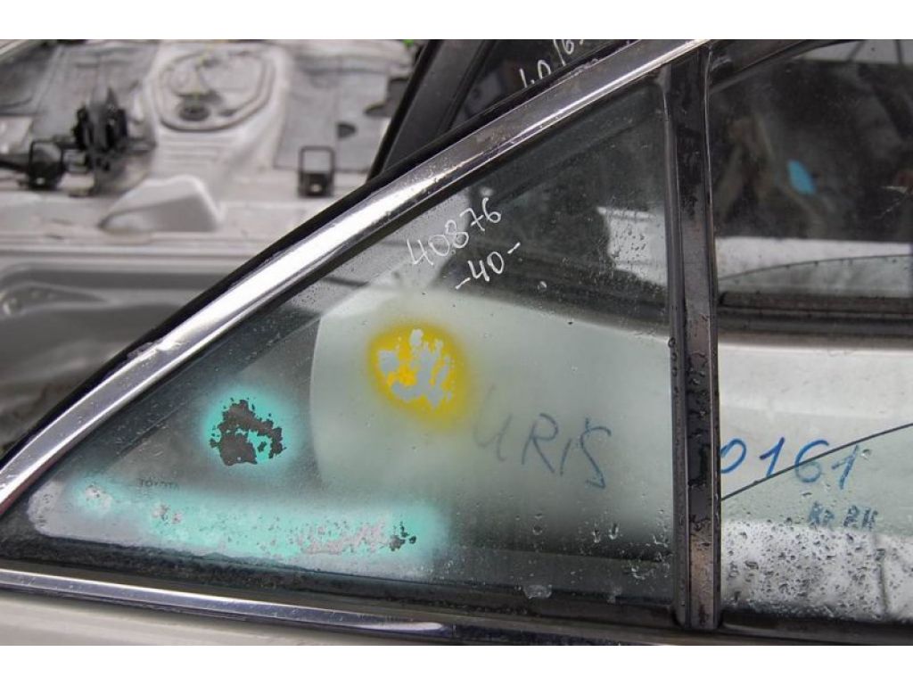 68123-33060 | Стекло двери глухое задн. прав. TOYOTA CAMRY 40 06-11