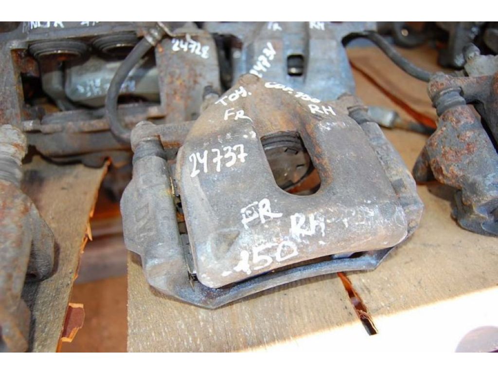 47730-02341 | Суппорт тормозной передн. прав. TOYOTA COROLLA 150 06-13
