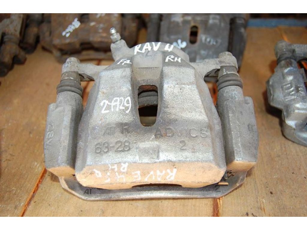 47730-42090 | Супорт гальмівний передн. прав. TOYOTA RAV4 05-12