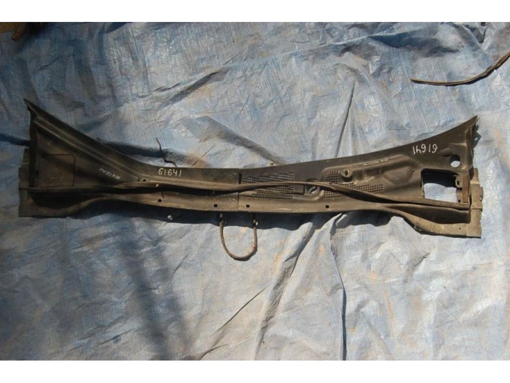 66863-CA000 | Пластик под лобовое стекло / Жабо NISSAN MURANO Z50 02-07